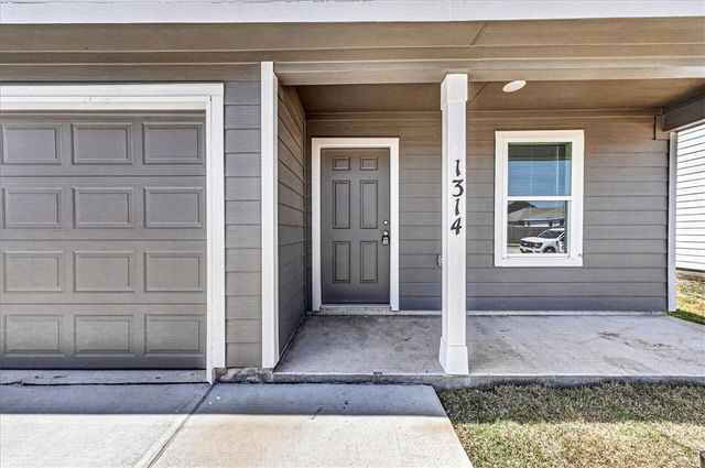 1314 Lady Yoli St, Corpus Christi, TX 78415