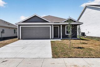 1314 Lady Yoli St, Corpus Christi, TX 78415