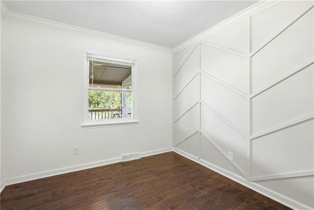 8848 LANE Avenue, Kansas City, MO 64138