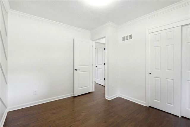 8848 LANE Avenue, Kansas City, MO 64138