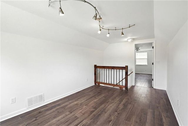 8848 LANE Avenue, Kansas City, MO 64138