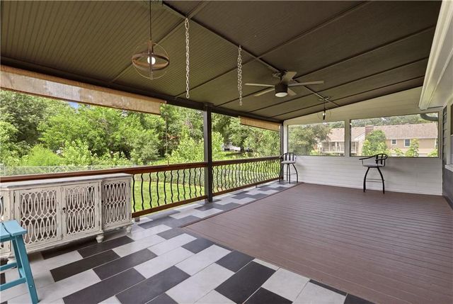 8848 LANE Avenue, Kansas City, MO 64138
