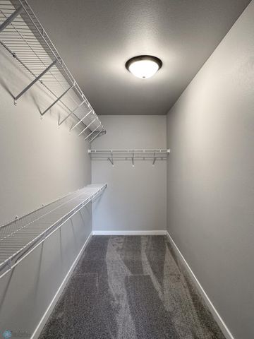 1105 Jill Drive W, West Fargo, ND 58047