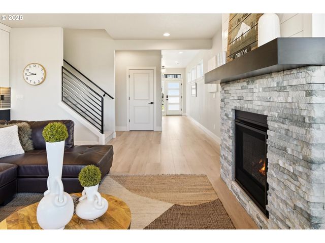 12200 Sw TRASK St, Beaverton, OR 97007