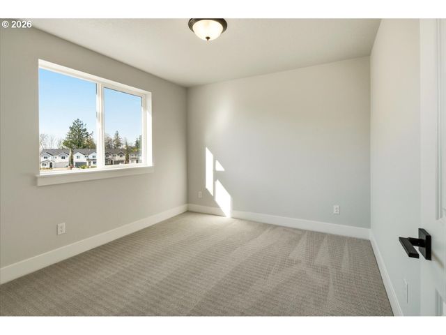 12200 Sw TRASK St, Beaverton, OR 97007