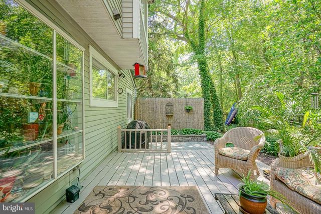 8 COVENGER DR, Medford, NJ 08055
