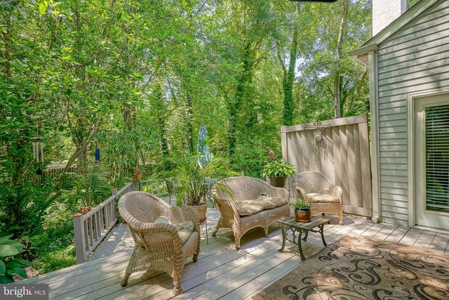8 COVENGER DR, Medford, NJ 08055