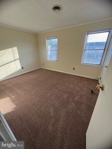 1219 APPLE ST, Wilmington, DE 19801