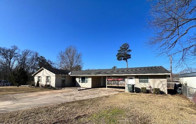 214 Edwards Circle, Monticello, AR 71655