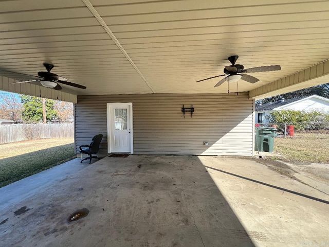 214 Edwards Circle, Monticello, AR 71655