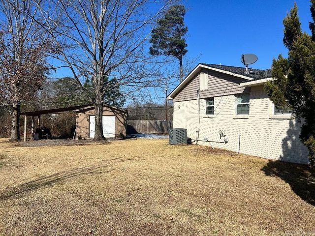 214 Edwards Circle, Monticello, AR 71655