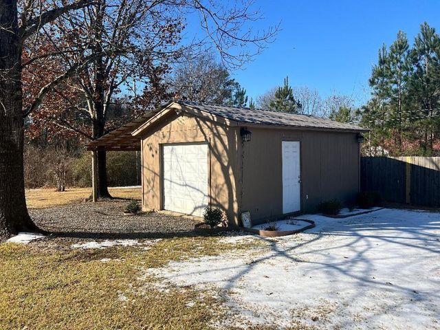 214 Edwards Circle, Monticello, AR 71655