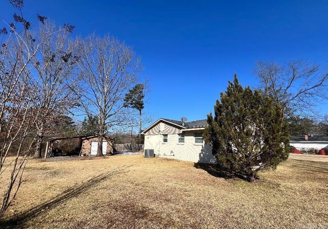 214 Edwards Circle, Monticello, AR 71655