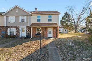 414 N County Road, Mascoutah, IL 62258