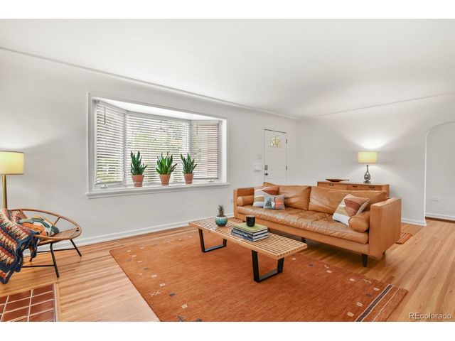 1540 Niagara St, Denver, CO 80220