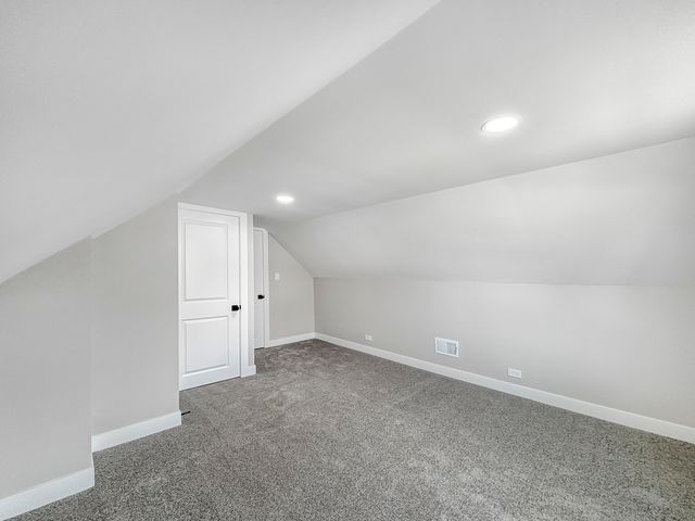 34 47th Avenue, Bellwood, IL 60104