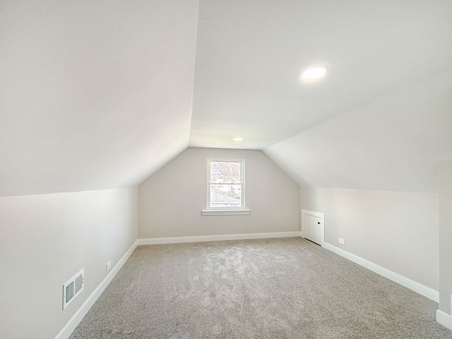 34 47th Avenue, Bellwood, IL 60104