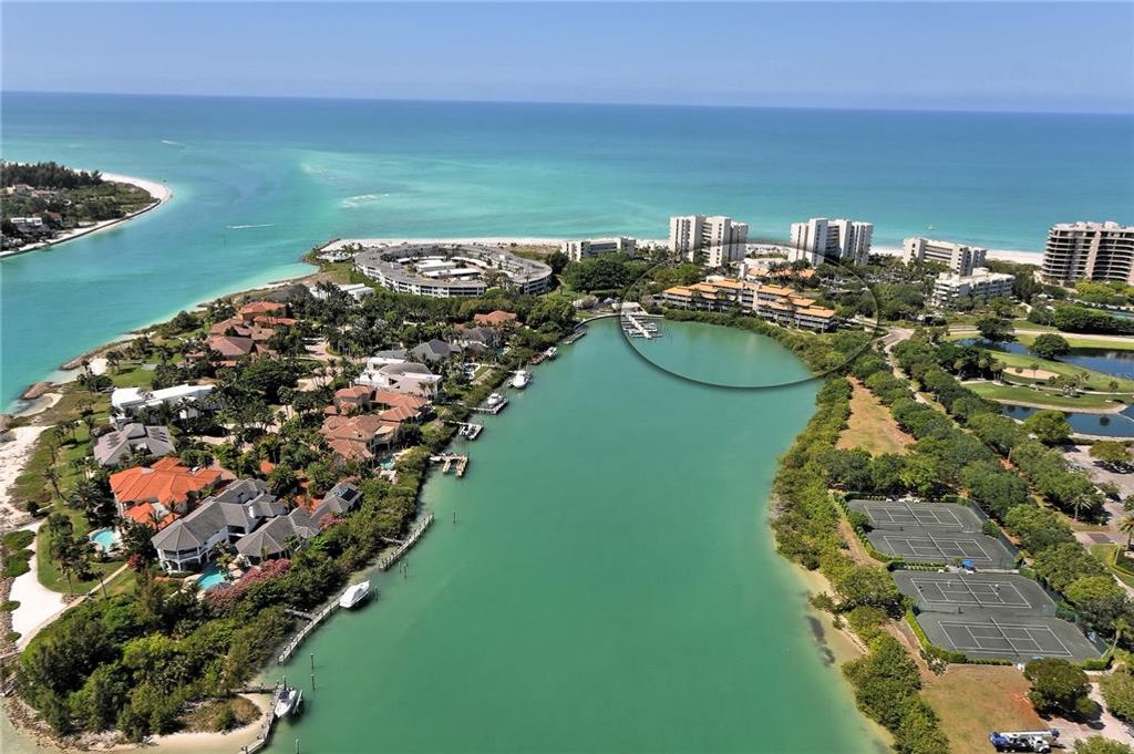 225 SANDS POINT ROAD 7205, Longboat Key, FL 34228