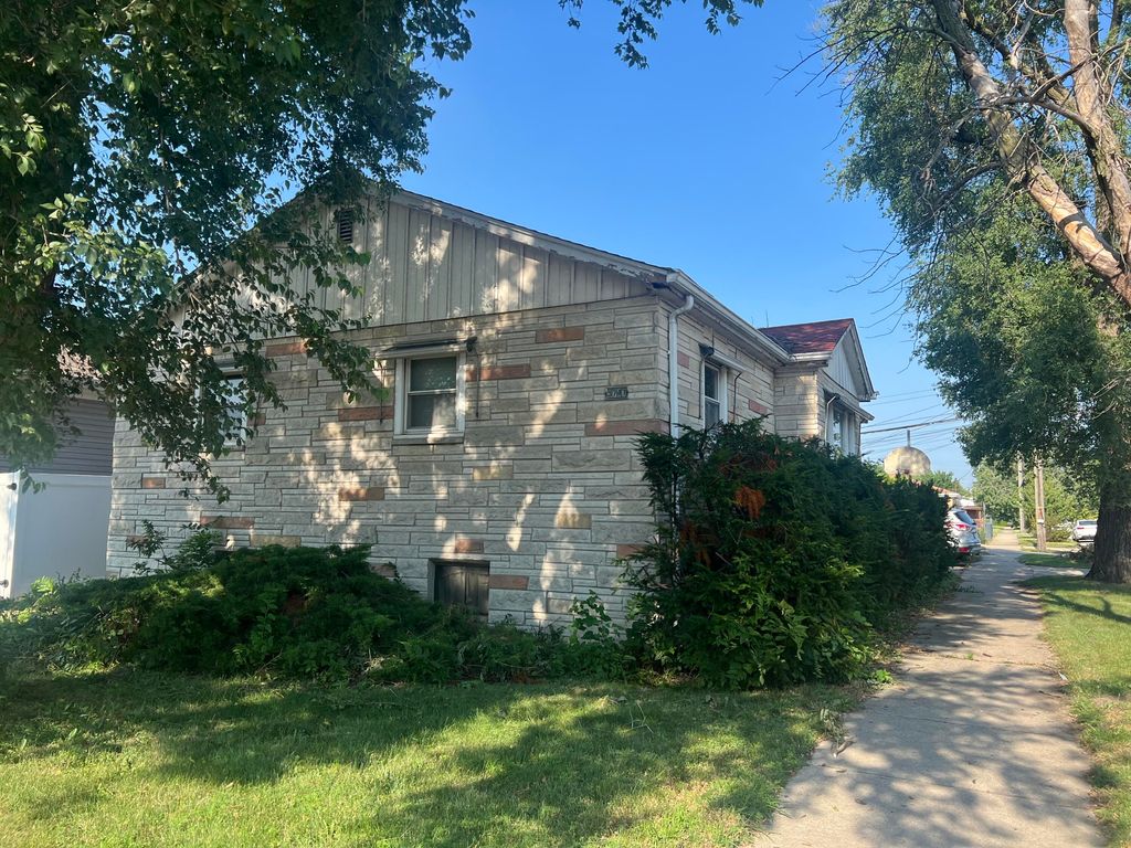3747 Hohman Avenue, Hammond, IN 46327