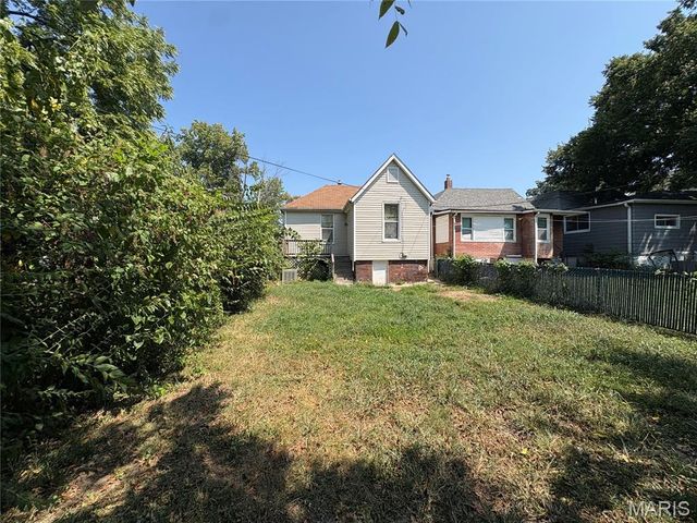 4166 Osceola Street, St Louis, MO 63116