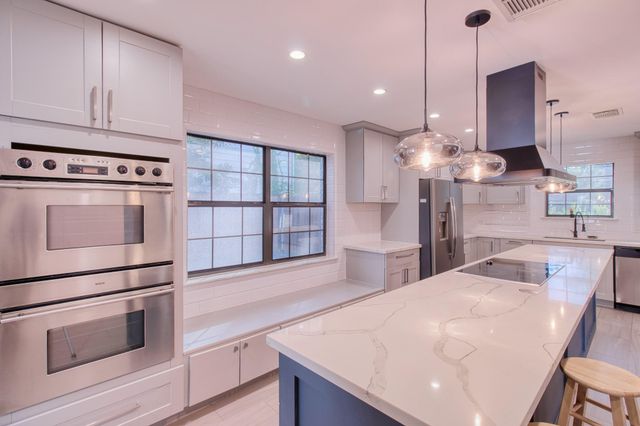 1619 Sweet Grass Trail, Houston, TX 77090