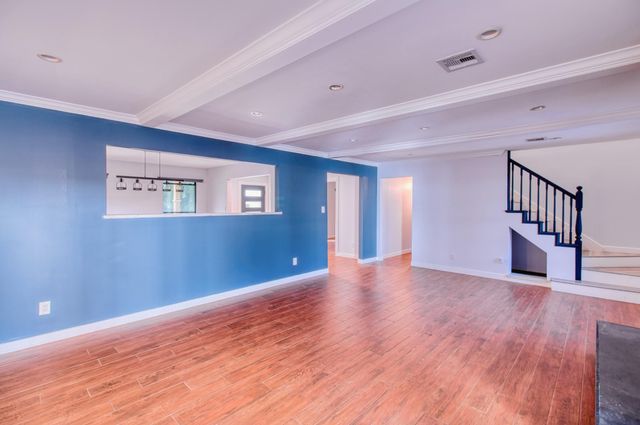 1619 Sweet Grass Trail, Houston, TX 77090