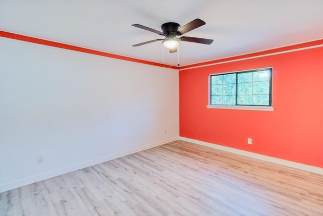 1619 Sweet Grass Trail, Houston, TX 77090