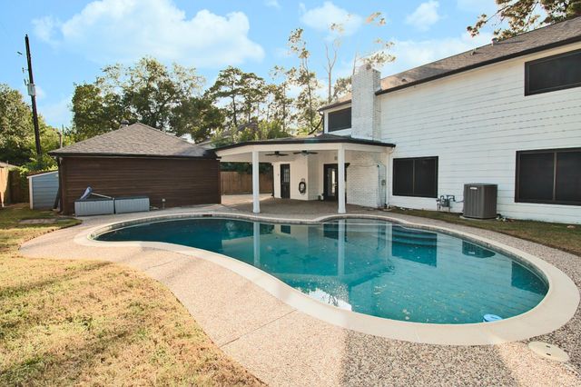 1619 Sweet Grass Trail, Houston, TX 77090
