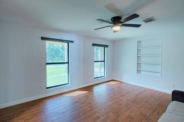 1619 Sweet Grass Trail, Houston, TX 77090