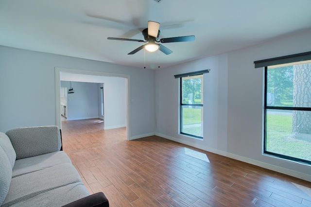 1619 Sweet Grass Trail, Houston, TX 77090
