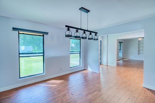 1619 Sweet Grass Trail, Houston, TX 77090