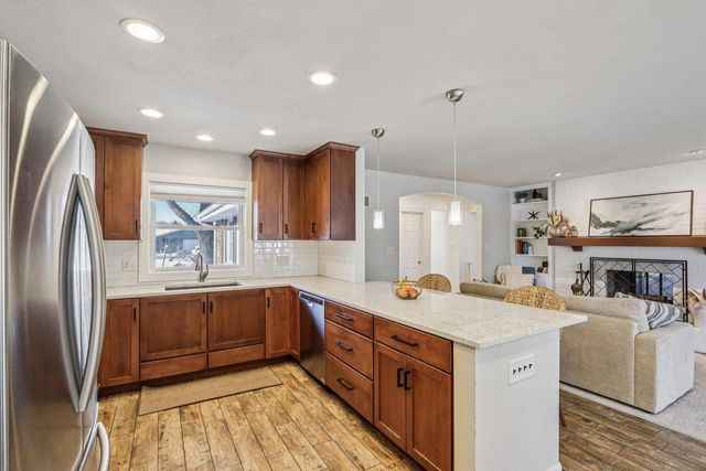 3570 S Russel ROAD, New Berlin, WI 53151