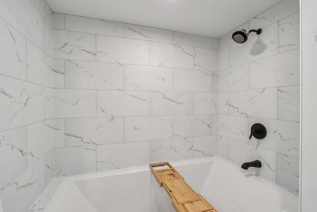 3570 S Russel ROAD, New Berlin, WI 53151