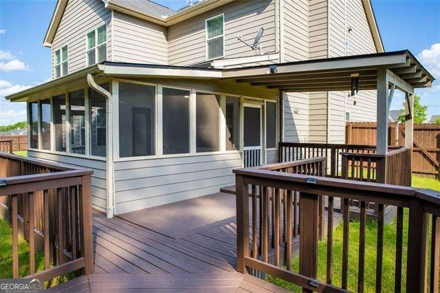 289 Greighmoor Court, Loganville, GA 30052