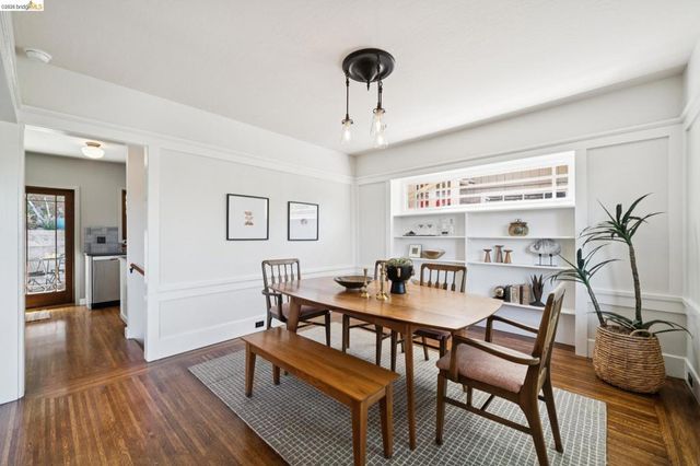 1016 Elbert St, Oakland, CA 94602