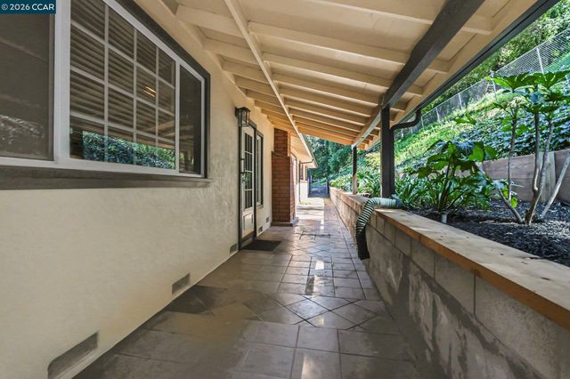 1451 Franklin Canyon Rd, Martinez, CA 94553