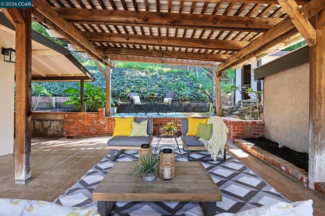 1451 Franklin Canyon Rd, Martinez, CA 94553