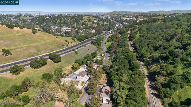 1451 Franklin Canyon Rd, Martinez, CA 94553