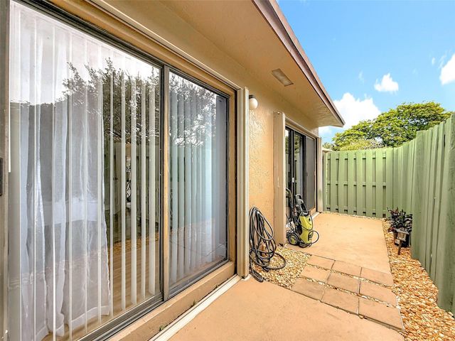 2300 NW 37th Avenue 2300, Coconut Creek, FL 33066