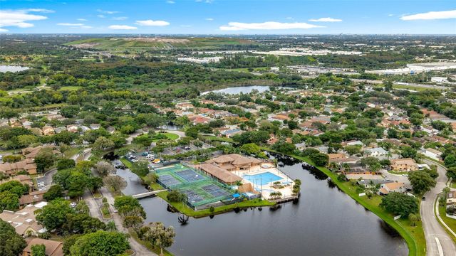 2300 NW 37th Avenue 2300, Coconut Creek, FL 33066