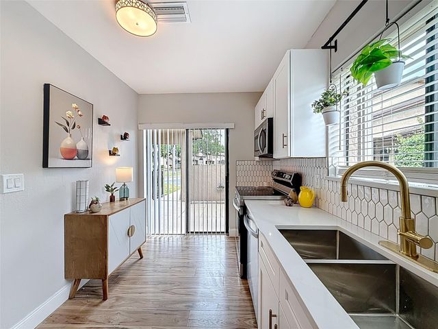 2300 NW 37th Avenue 2300, Coconut Creek, FL 33066