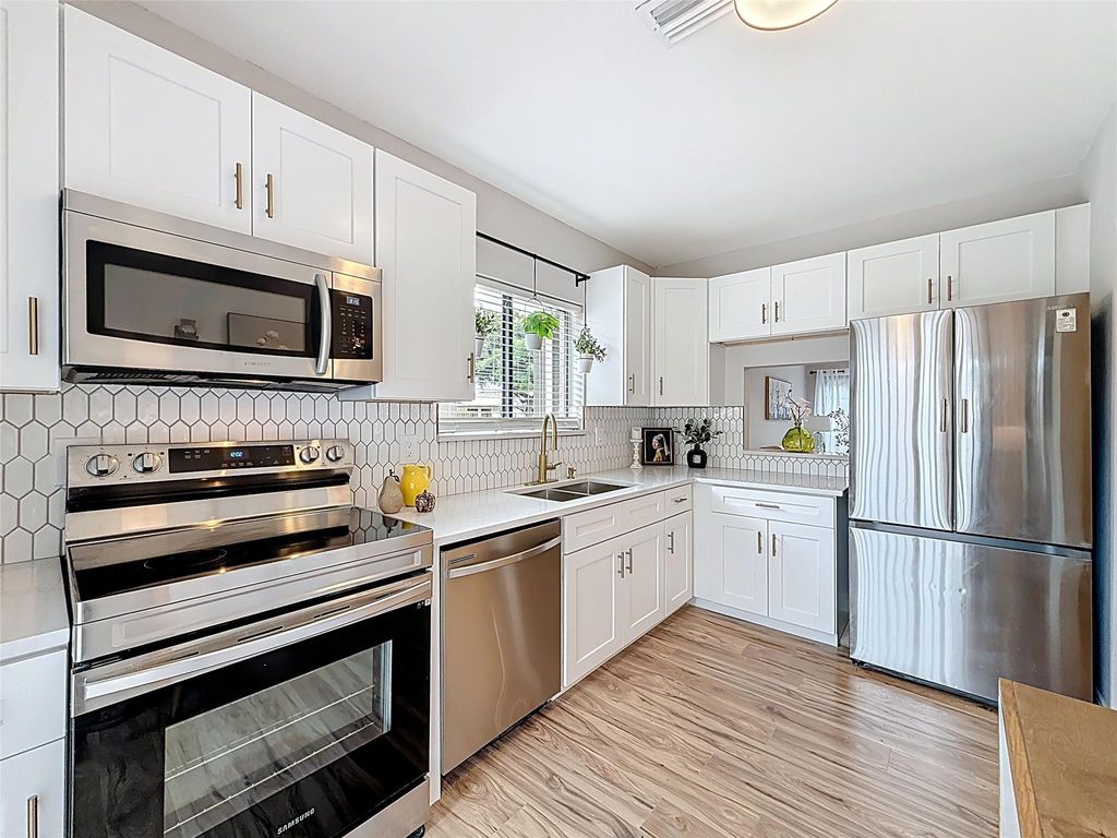 2300 NW 37th Avenue 2300, Coconut Creek, FL 33066