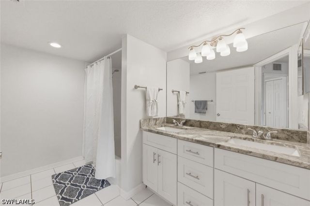 9570 Crescent Garden DR A102, Naples, FL 34109