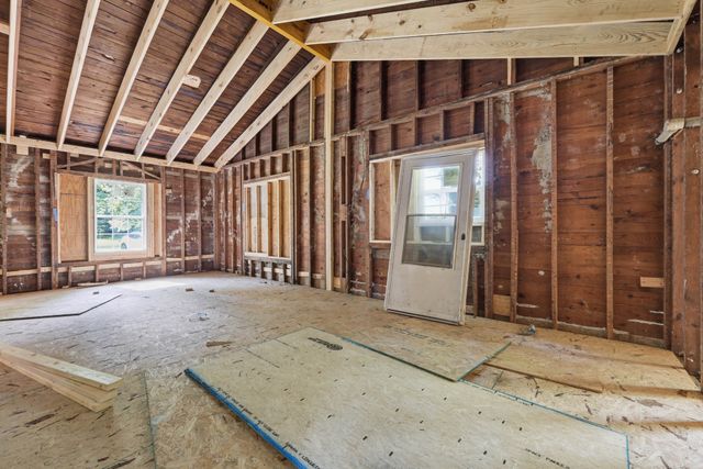 157 Malkowski Rd, Clarksville, TN 37043
