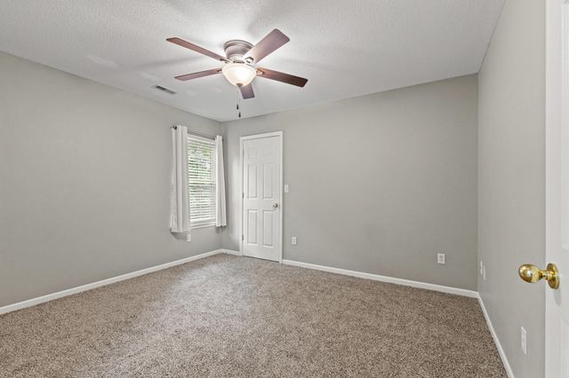 2911 SHINGO CT, Columbia, MO 65202
