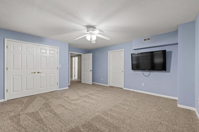 2911 SHINGO CT, Columbia, MO 65202