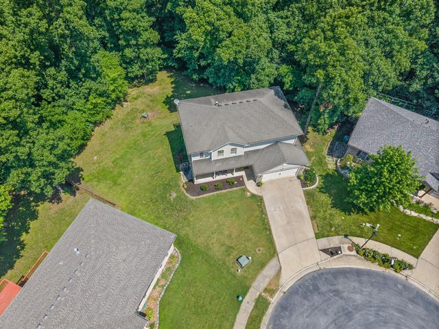 2911 SHINGO CT, Columbia, MO 65202