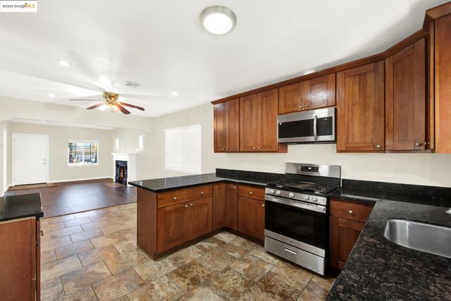 1232 78Th Ave, Oakland, CA 94621