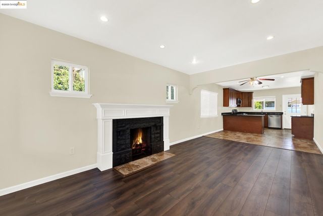 1232 78Th Ave, Oakland, CA 94621