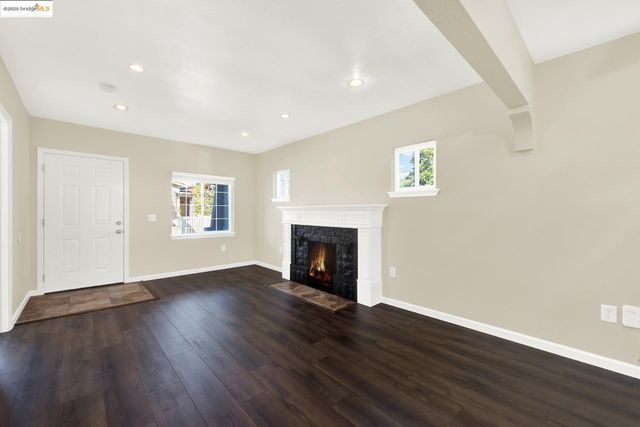 1232 78Th Ave, Oakland, CA 94621